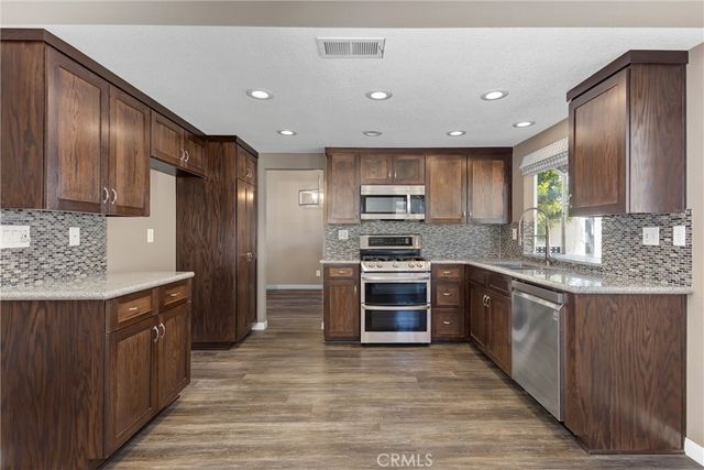 12749 Via Barcelona, Yucaipa, CA 92399