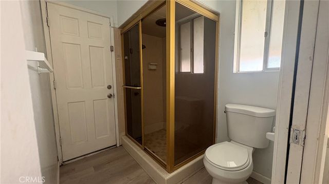 2004 Julian, Bakersfield, CA 93304