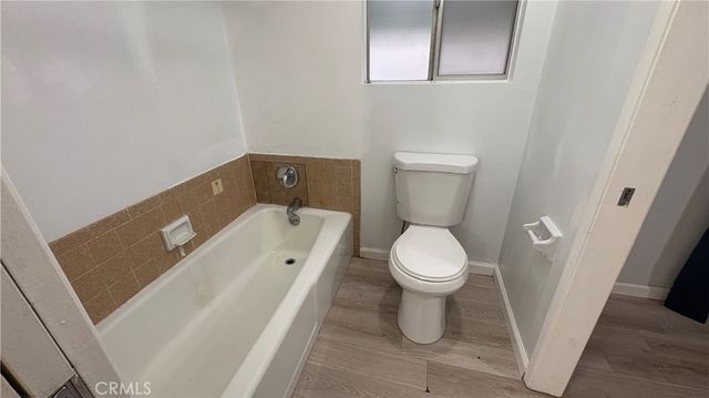 2004 Julian, Bakersfield, CA 93304