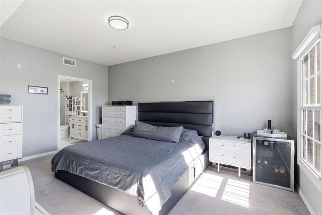 501 KNIGHTS RUN AVENUE 1332, Tampa, FL 33602