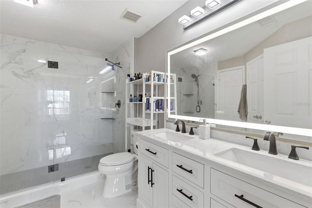 501 KNIGHTS RUN AVENUE 1332, Tampa, FL 33602
