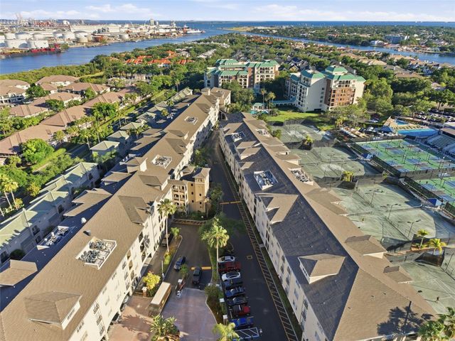 501 KNIGHTS RUN AVENUE 1332, Tampa, FL 33602