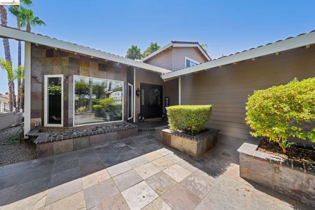 5034 Double Point Way, Discovery Bay, CA 94505