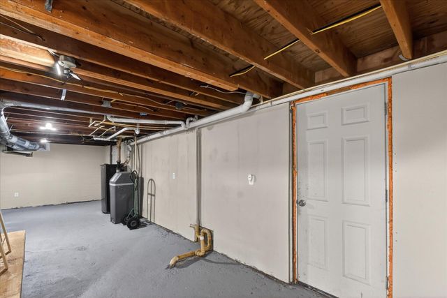 10260 N Ferris Road, Seville Twp, MI 48877