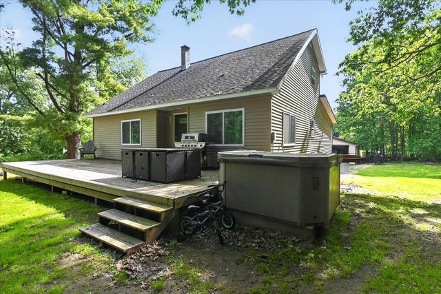 10260 N Ferris Road, Seville Twp, MI 48877