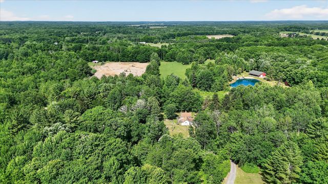10260 N Ferris Road, Seville Twp, MI 48877