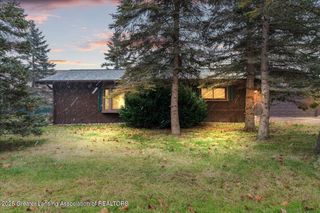 139 W Jefferson Street, Dimondale, MI 48821