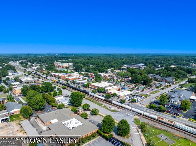 207 Ashwood Way, Easley, SC 29640