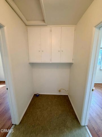 1614 Golden Gate Avenue, Los Angeles, CA 90026