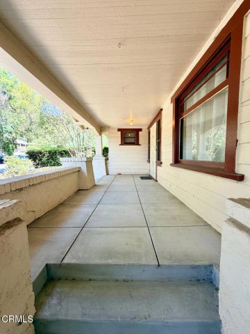 1614 Golden Gate Avenue, Los Angeles, CA 90026