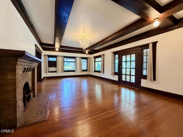 1614 Golden Gate Avenue, Los Angeles, CA 90026