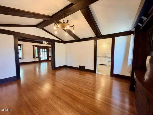 1614 Golden Gate Avenue, Los Angeles, CA 90026