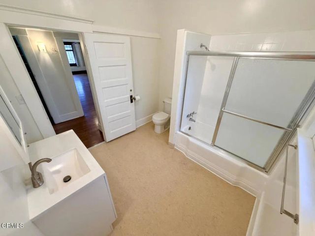 1614 Golden Gate Avenue, Los Angeles, CA 90026