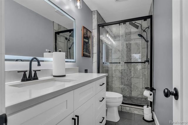 3160 Woods Circle, Detroit, MI 48207