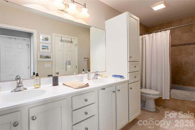 116 Dalya Road, Swannanoa, NC 28778