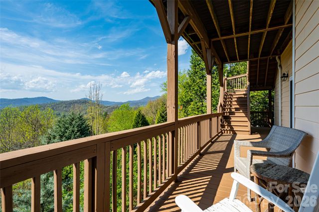 116 Dalya Road, Swannanoa, NC 28778