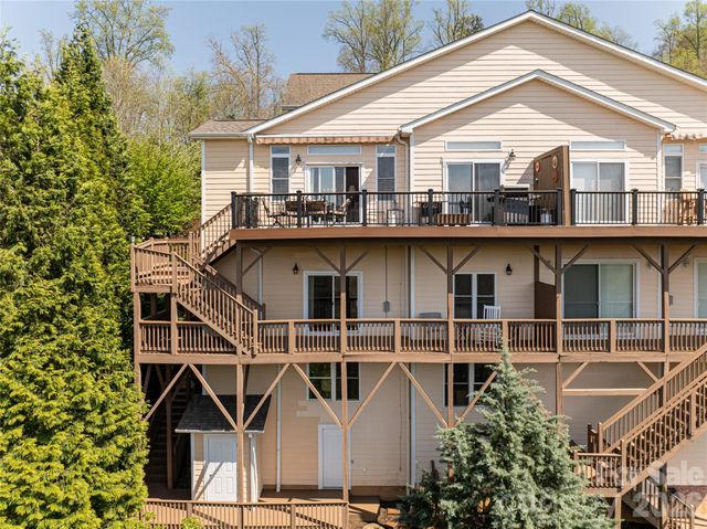 116 Dalya Road, Swannanoa, NC 28778