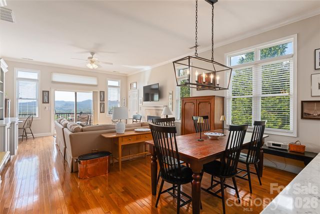 116 Dalya Road, Swannanoa, NC 28778