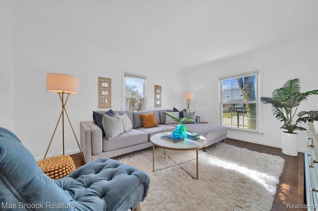4070 Bacon Avenue, Berkley, MI 48072