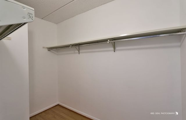 920 Vose Drive 208, Gurnee, IL 60031