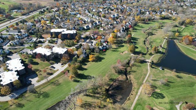 920 Vose Drive 208, Gurnee, IL 60031