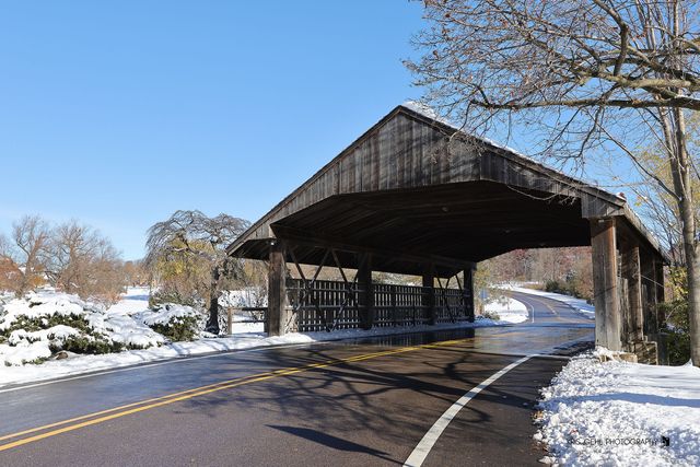 920 Vose Drive 208, Gurnee, IL 60031