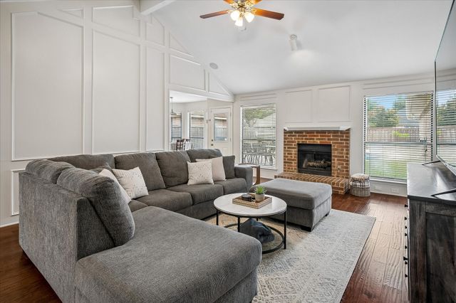 2028 Lansdown Drive, Carrollton, TX 75010