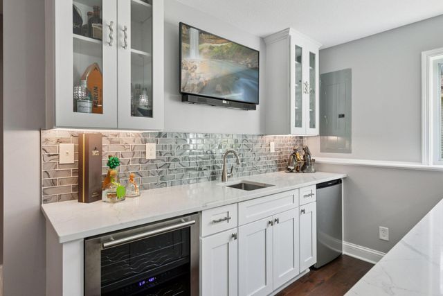 13862 Kensington Avenue NE, Prior Lake, MN 55372