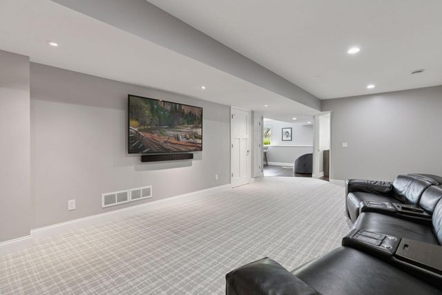 13862 Kensington Avenue NE, Prior Lake, MN 55372