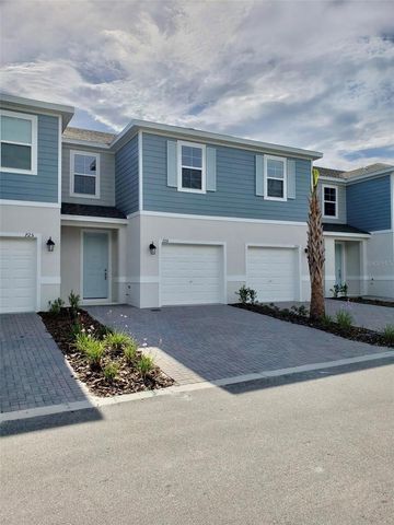 729 MAPLE OAK DRIVE, Deland, FL 32720