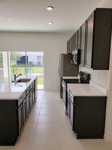 729 MAPLE OAK DRIVE, Deland, FL 32720