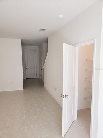 729 MAPLE OAK DRIVE, Deland, FL 32720
