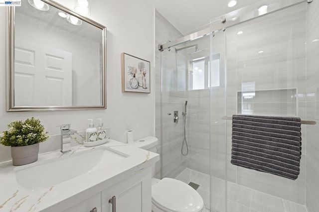4253 David St, Castro Valley, CA 94546