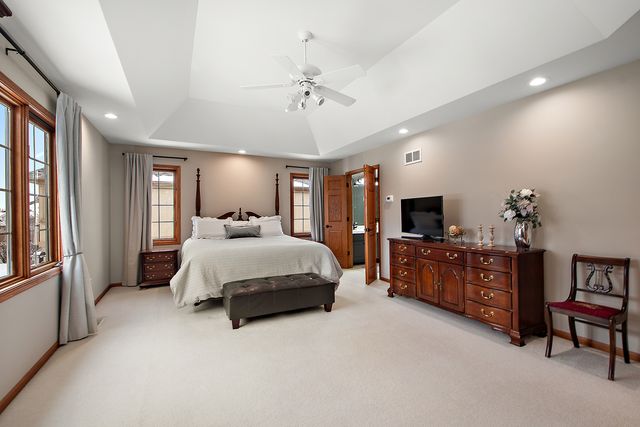 17133 Kerry Avenue, Orland Park, IL 60467