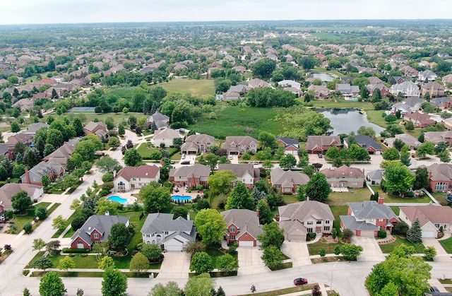 17133 Kerry Avenue, Orland Park, IL 60467