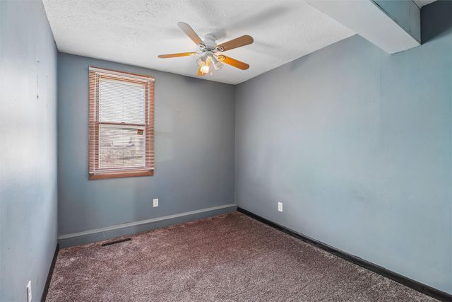 1700 E 14th Street, Des Moines, IA 50316