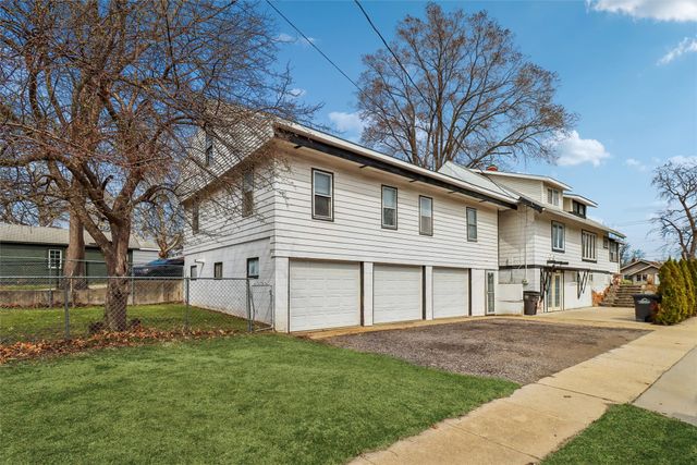 1700 E 14th Street, Des Moines, IA 50316