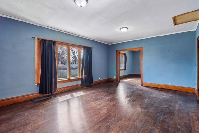 1700 E 14th Street, Des Moines, IA 50316