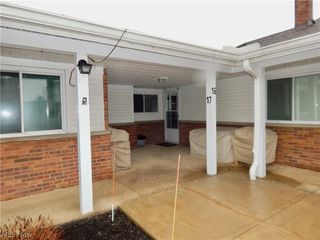 25320 Country Club Boulevard 17, North Olmsted, OH 44070