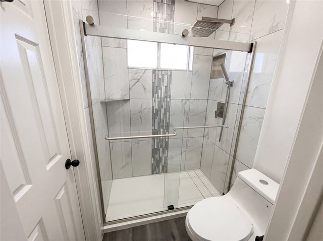 2406 Manchester Drive, Carrollton, TX 75006