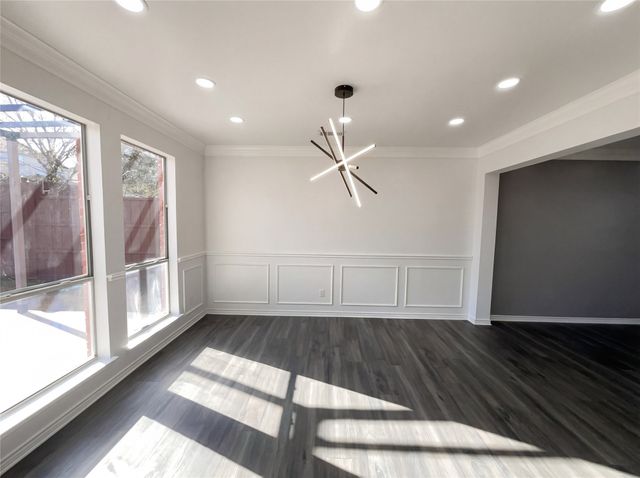 2406 Manchester Drive, Carrollton, TX 75006