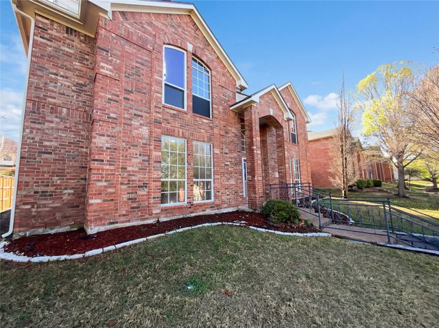 2406 Manchester Drive, Carrollton, TX 75006