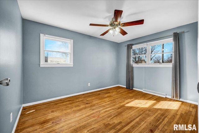 5810 N HAMILTON Road, Peoria, IL 61614