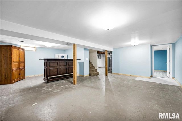 5810 N HAMILTON Road, Peoria, IL 61614