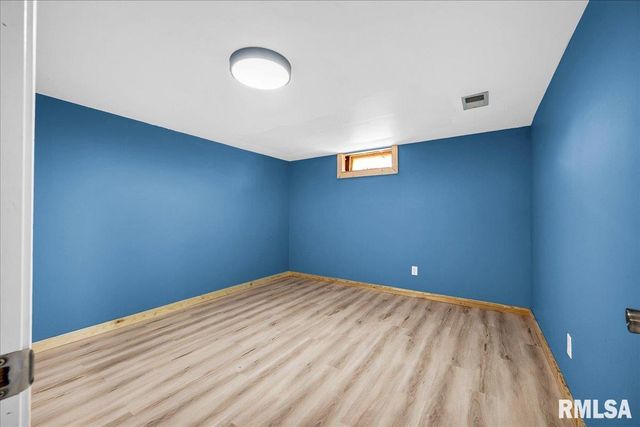 5810 N HAMILTON Road, Peoria, IL 61614