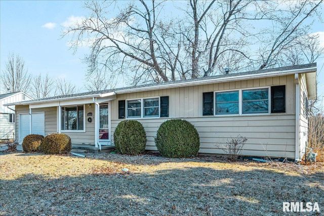 5810 N HAMILTON Road, Peoria, IL 61614