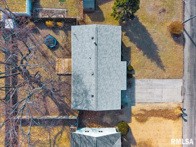 5810 N HAMILTON Road, Peoria, IL 61614