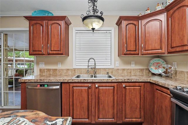56348 MAPLE ROAD, Astor, FL 32102