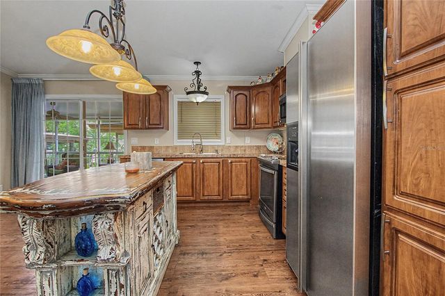 56348 MAPLE ROAD, Astor, FL 32102
