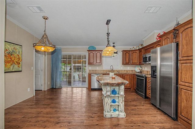 56348 MAPLE ROAD, Astor, FL 32102